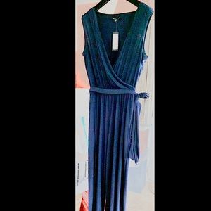 NWT🧞‍♂️Nik and Nash Jumpsuit